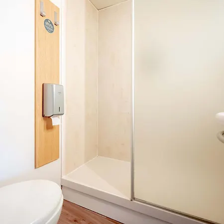 ホテル B&B Hotel Hyeres 2*
