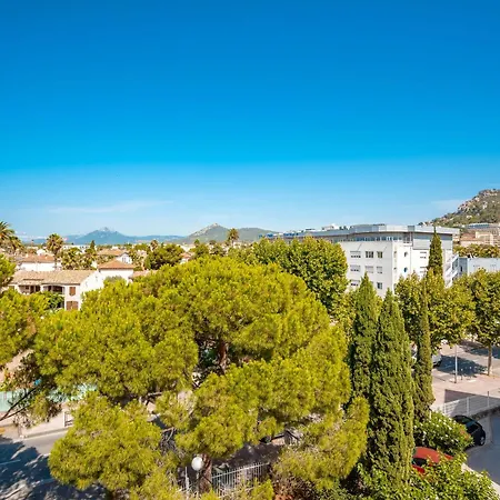 B&B Hotel Hyeres 히에레