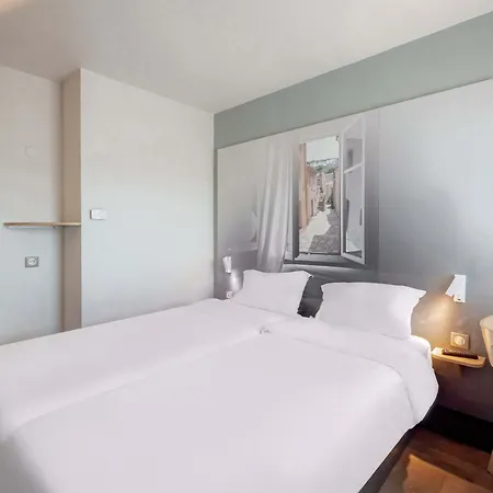 B&B Hotel Hyeres