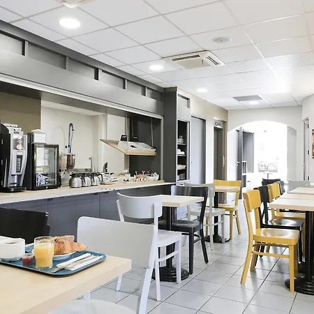 B&B Hôtel Hyeres Hyères