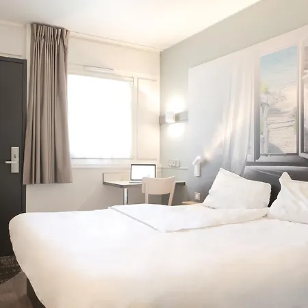 호텔 B&B Hotel Hyeres 히에레