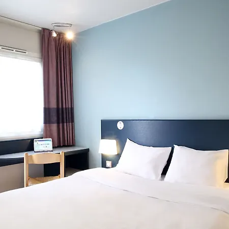 B&B Hotel Hyeres 2* 히에레