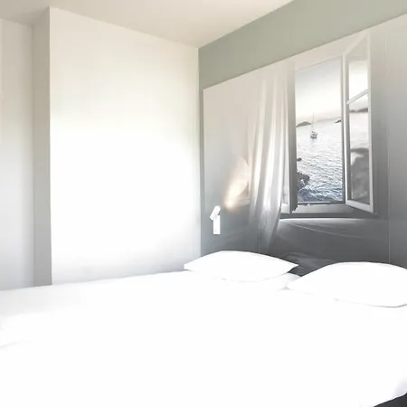 B&B Hotel Hyeres 히에레