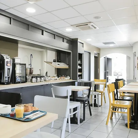 호텔 B&B Hotel Hyeres 2*
